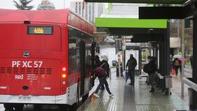 Paraderos con un metro de distancia se vienen tras la cuarentena