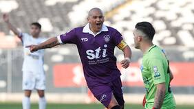 El equipo de los "Venados" quiere sacar del retiro al "Chupete" Suazo