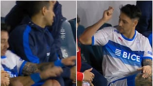 “El goleador se sienta como quiere…”: la divertida y viral caída que protagonizó Fernando Zampedri en triunfo de la UC