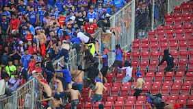 La drástica decisión de Universidad de Chile con los abonados de Galería Sur tras severo castigo