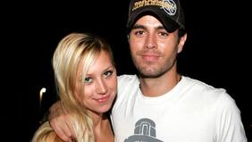 Anna Kournikova reapareció en público tras dos años: captaron a la extenista y pareja de Enrique Iglesias en silla de ruedas