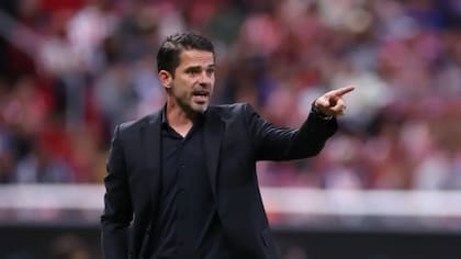 Revelan que Fernando Gago tendrá un sueldo nunca antes visto en Universidad de Chile