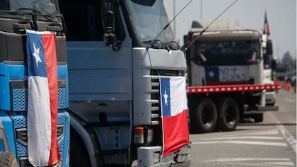 Si no lo hacen, juran que “habrá consecuencias”: la dura advertencia del gremio de camioneros al gobierno de Kast