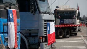 “Siempre hemos tenido tranquilidad”: Camioneros cambian de tono ante alza del diésel y generan debate en redes