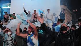 ¿Y la pandemia?: Hinchas repletaron las calles de Argentina tras coronarse campeones de la Copa América 2021