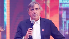 "Un par de personas intentaron crear una funa que en ningún caso tuvo su efecto...": alcalde de Río Bueno minimizó pifias a Kike Morandé en festival local