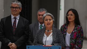 “Pasando la aplanadora con todo”: Furia en la derecha por acuerdo de Gobierno para reforma de pensiones