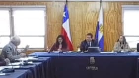 “Cabro de mier...”: concejo municipal terminó en acalorada discusión entre concejal y alcalde que se hizo viral