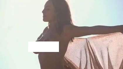 Filtraron desnudos de Camila Polizzi en la dunas: planea recurrir a la justicia en medio de su indignación