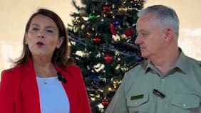 ¿Cirugías plásticas es nuestro lema? Investigan cuatro operaciones estéticas que se realizó pareja del general director de Carabineros en hospital institucional