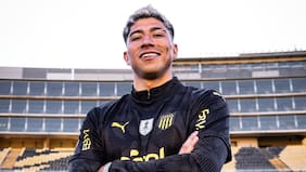 Debut soñado: Brayan Cortés brilló en el arco de Peñarol y fue figura en el clásico de Uruguay