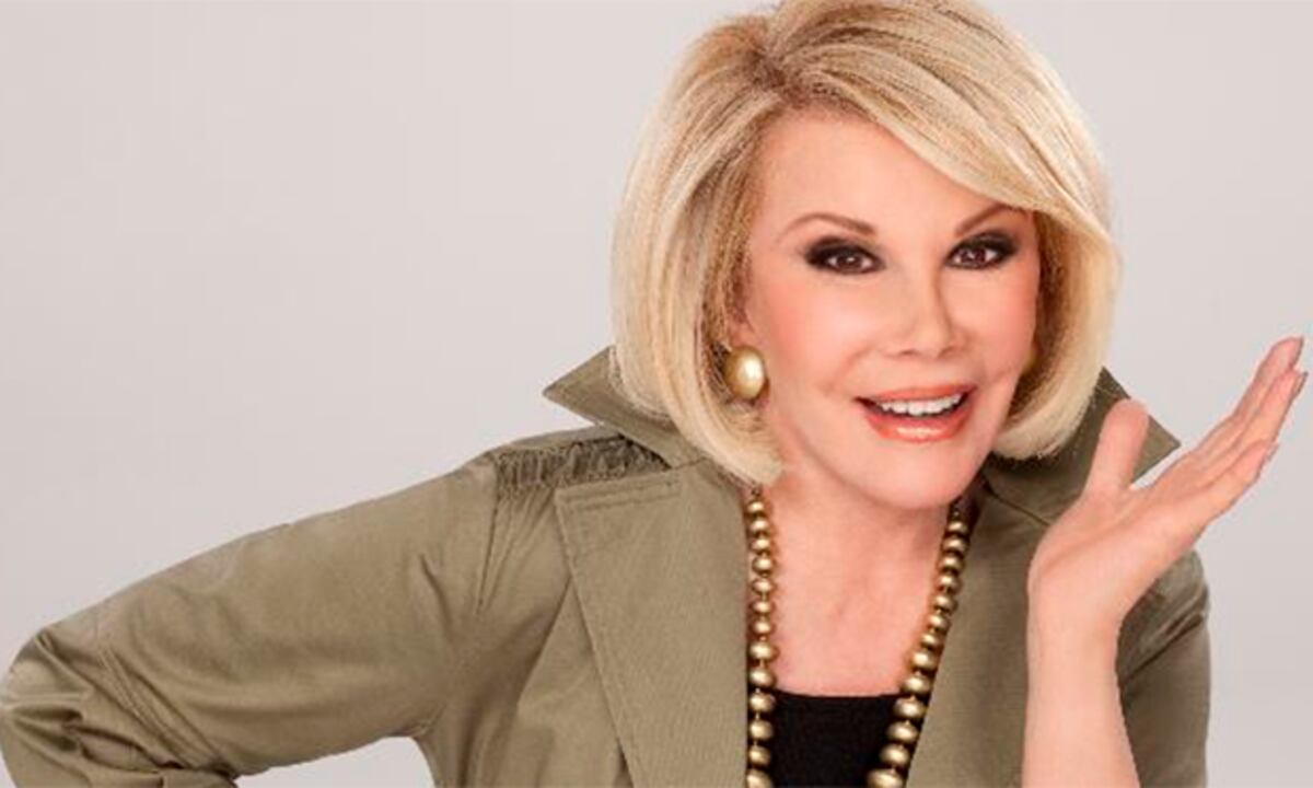 Falleció Joan Rivers, la más despiadada comentarista de los mejor y peor  vestidos - La Cuarta, image size:1200x720
