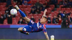 La U se instala por primera vez en el segundo lugar y desplaza a la UC como escolta de Colo Colo
