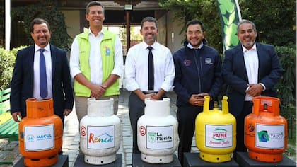 Municipios coordinan compra de 500 mil vales de gas ante alza de precios