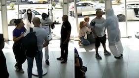 Sólo uno de los clientes se negó a obedecer: video registra violento asalto con metralleta en tienda de San Miguel