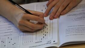 Estos son los 100 colegios con mejores resultados en la PAES 2024