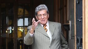 “Partió ya un gran chileno”: muere Enrique Maluenda, emblemático animador de tv, a los 88 años