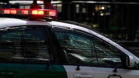 Carabinero cursa parte a otro carabinero: conducía una radiopatrulla sin su licencia en Puente Alto