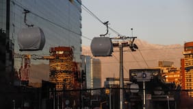 Cada vez más cerca: Teleférico Bicentenario recibe certificación internacional y alista su puesta en marcha