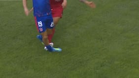 “Es lo más estúpido que he escuchado”: Johnny Herrera carga contra Tobar por el planchazo sobre Altamirano