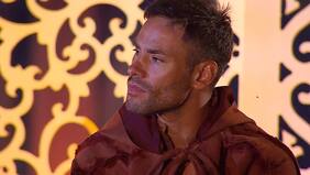 "Por la boca muere el pez", "patudo", "se pisa la cola": critican a Claudio Valdivia por dichos sobre Sabrina Sosa, en Zona de Estrellas