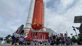 Últimos días para postular a “Haz que Despeguen”: concurso para que niñas y niños viajen a la NASA