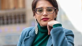 Revelan que Karina Oliva usó fundación falsa para obtener $120 millones