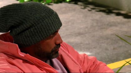 Felipe Contreras confesó a compañera sentir cosas por ella en “Vecinos al límite”: actor tiene pareja fuera del encierro