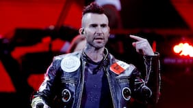 "Gracias a la maldita ciudad. Imbéciles...”: el video con un enojado Adam Levine al bajar de la Quinta Vergara tras el show de Maroon 5 en Viña 2020