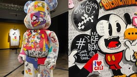 Exposición de Mickey Mouse llegó a Chile: Obras de artista nacional muestran al famoso ratón entre copihues y el Cerro San Cristóbal