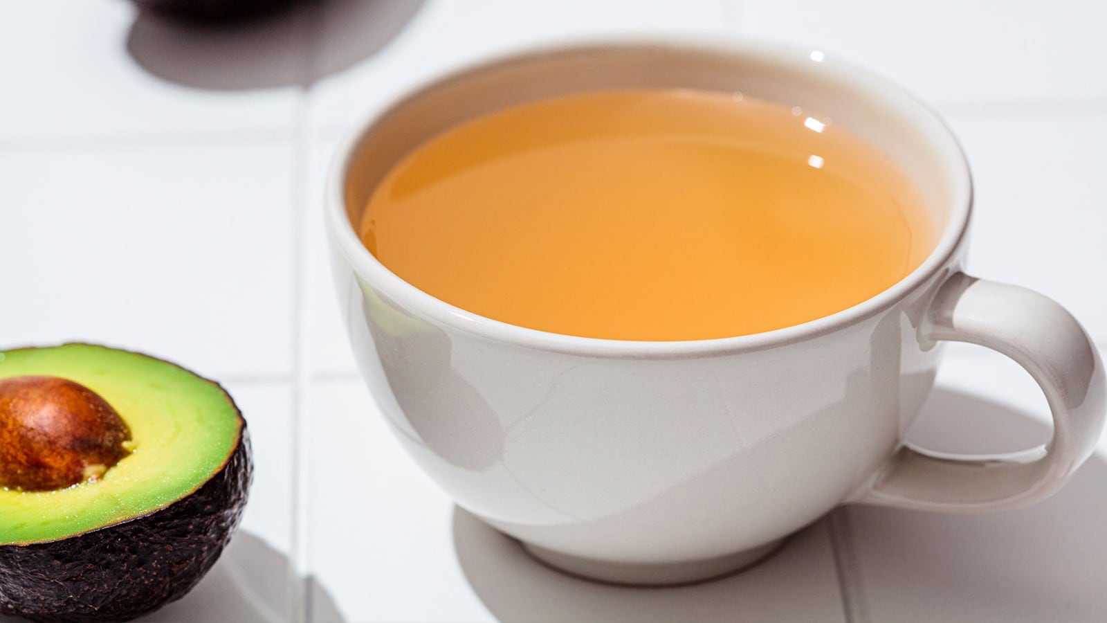 Té de cuesco de palta