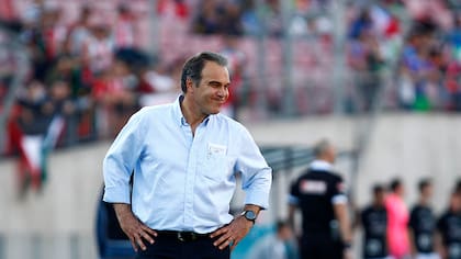 “Nadie me ha llamado…”: Martín Lasarte disipa el humo y aclara supuesto regreso a la “U”