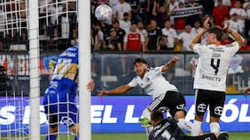 ¿Hubo falta?: liberan los audios del VAR del polémico gol de Colo Colo ante Everton