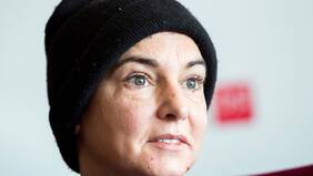 Drástico giro de Sinéad O'Connor