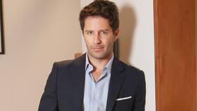 Cristián Arriagada sobre la teleserie Verdades Ocultas: "Quién sabe quién va a morir... Entran personajes, salen otros, les reconstruyen la cara, mueren, resucitan"