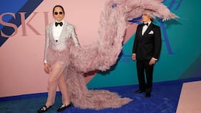 Fuerte golpe para Di Mondo: Canal E! lo elige el "peor vestido" de gran premiación de moda en Nueva York