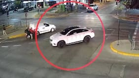 No deja espacio a la duda: surge nuevo y revelador video del choque a motorista que terminaría por complicar a Fran Maira