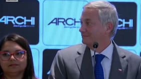 “No me censure, candidato”: Fernando Lasalvia irrumpe en punto de prensa de José Antonio Kast y lanza ácida pregunta