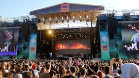 Lollapalooza Chile aterriza en Cerrillos: Miley Cyrus, Foo Fighters y The Strokes lideran el cartel