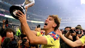 “Estaba decidido a dejar el fútbol”: Igor Lichnovsky estuvo cerca del retiro por dramas con un DT