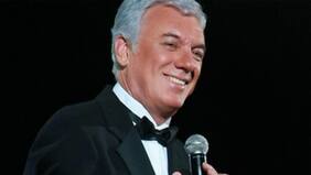 "Jubilamos a estas personas antes de tiempo... Ojalá no suceda lo mismo con Antonio Vodanovic, con Fernando Alarcón", manifiesta Daniel Fuenzalida tras muerte de Eduardo Ravani