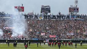 Colo Colo se preparó con 300 guardias por amenaza de la Garra