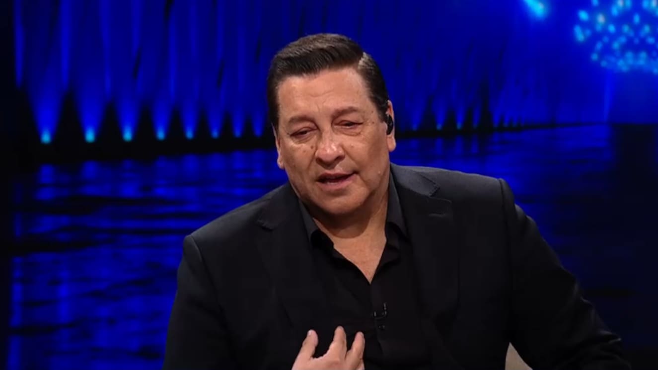 Julio César Rodríguez emociona en Primer Plano con crudo relato de la violencia intrafamiliar que vivió su madre a manos de su padre: “Lo vi golpearla, lo vi maltratarla”