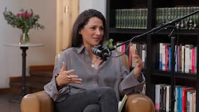Loreto Aravena y el momento que la llevó a replantearse su maternidad: “(Mi hija) me escondía las llaves para que no saliera”