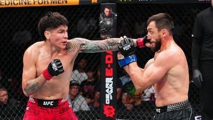 La Jaula volvió a las victorias en la UFC: Ignacio Bahamondes venció a Muslim Salikhov
