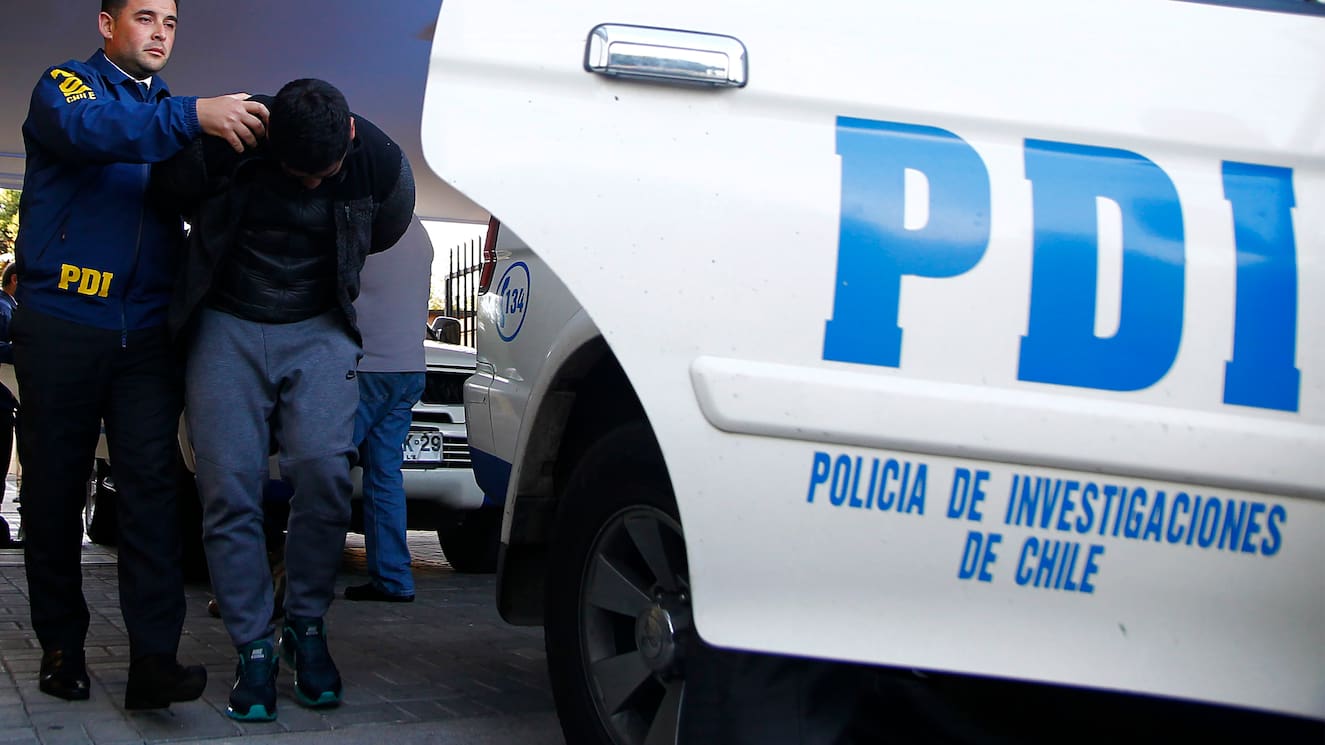 Cayó monstruo de Talca: nochero de hogar de ancianos abusó de paciente de 93 años y cuidadora lo pilló en grotesca escena