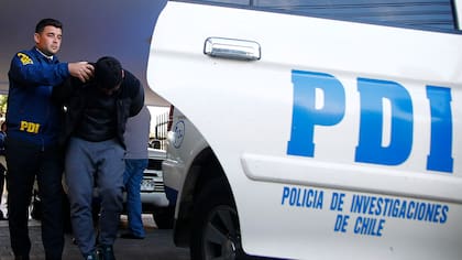 Detienen a sujeto de 57 años por abuso contra su hija de 9 en Valdivia: ya tenía antecedentes por delitos sexuales