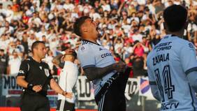 “Es lo peor de este club” y “No tiene nada en la cabeza”: hinchas lapidan a este jugador de Colo Colo