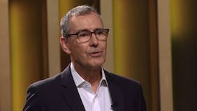 Cristián Campos demanda a Raffaella Di Girolamo y a la Fundación para la Confianza tras sobreseimiento: pide millonaria indemnización