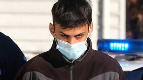 "Está involucrada": Familia de hermanos asesinados apunta a madre del imputado